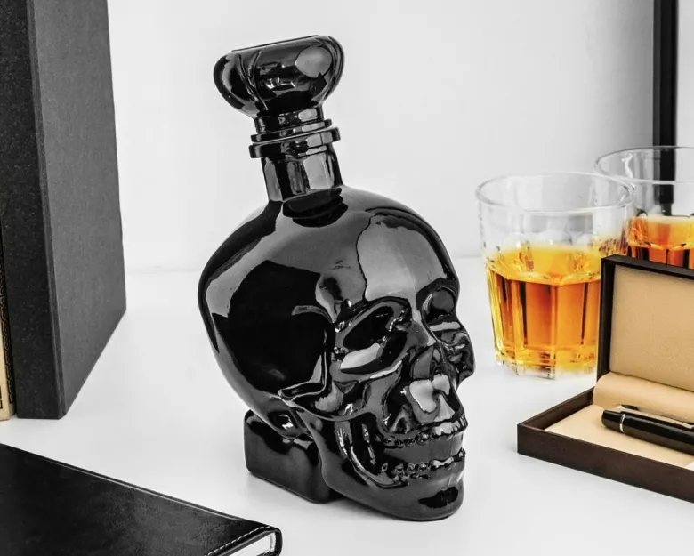 Karafka czaszka na alkohol 750 ml