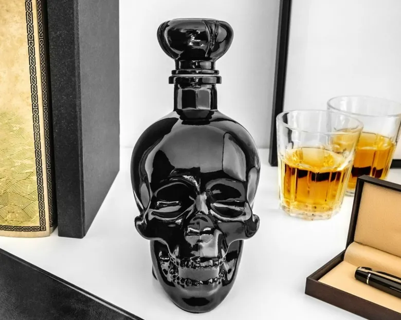 Karafka czaszka na alkohol 750 ml