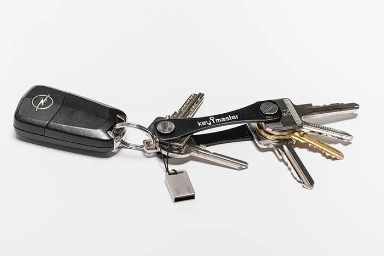 Key master / organizer do kluczy - czarny