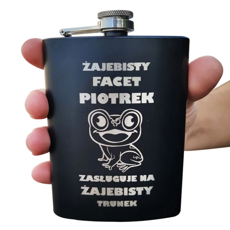 Piersiówka z Grawerem - prezent dla faceta na Dzień Chłopaka