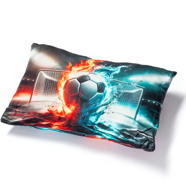 Zestaw Piłkarza kocyk i poduszka - prezent dla chłopca na święta urodziny